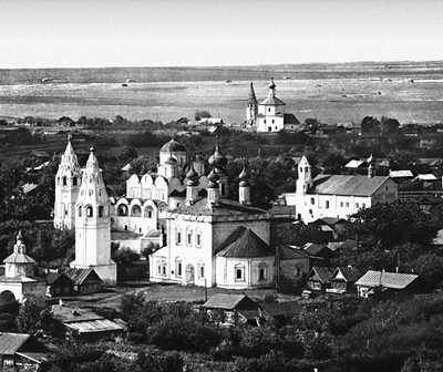 Суздаль. Ансамбль Александровского и Покровского монастырей. 16—18 вв.